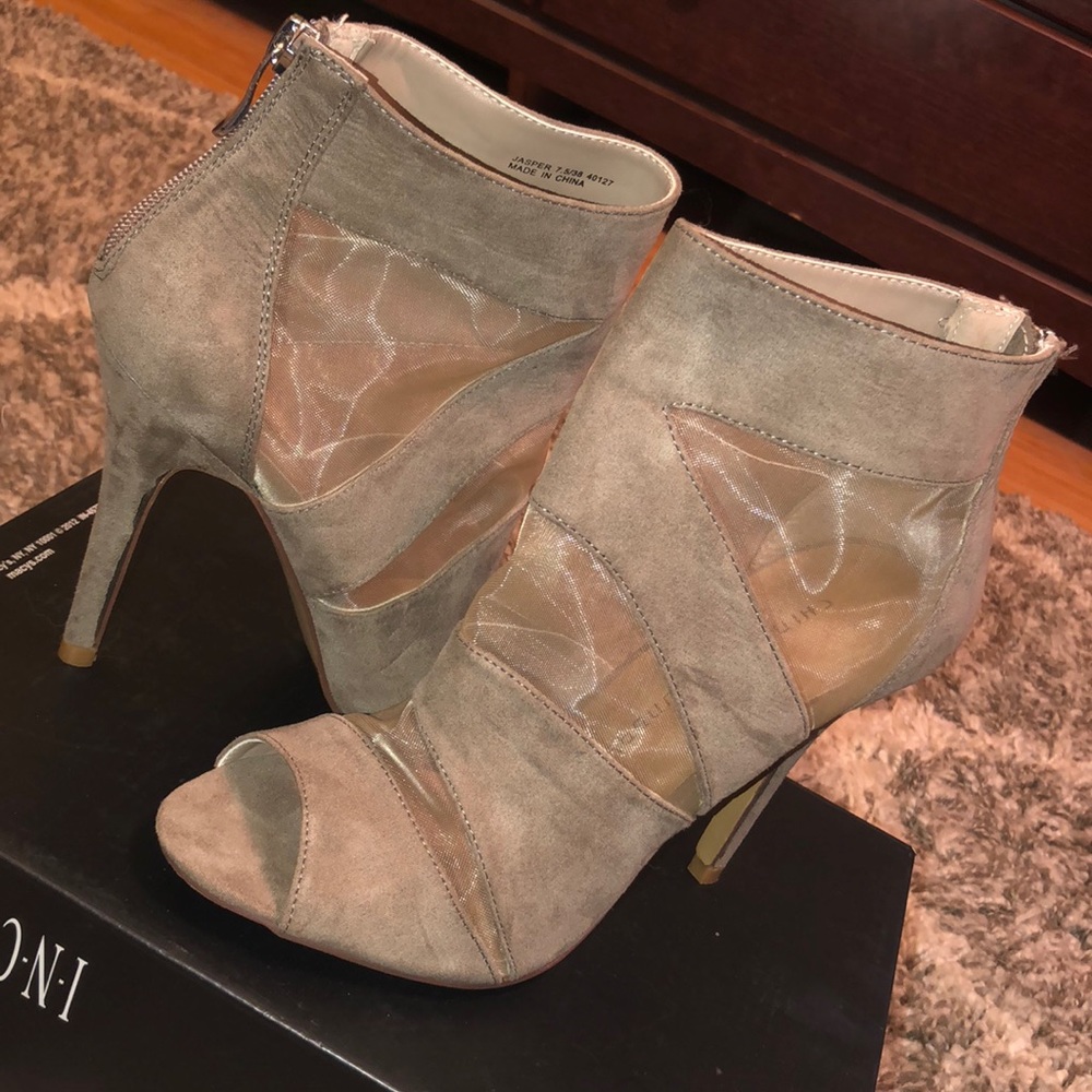 Chinese laundry heels